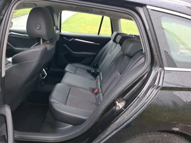 Skoda Octavia 2.0 TDI Combi Style Style