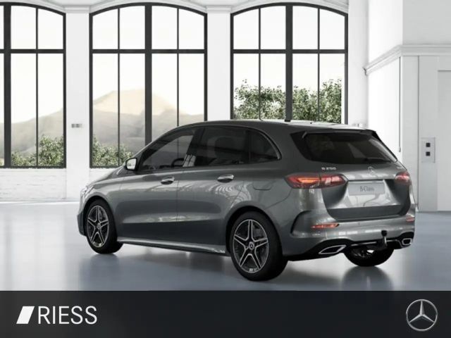 Mercedes-Benz B 250 4MATIC AMG Line