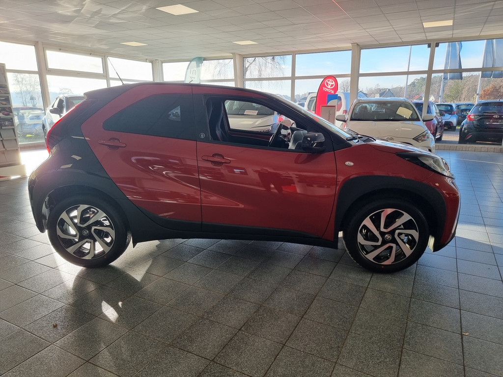 Toyota Aygo X 5-deurs Basis Team D