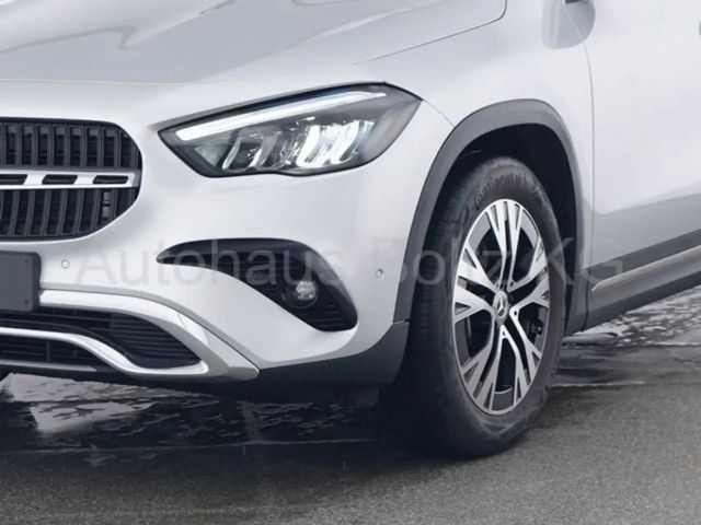 Mercedes-Benz GLA 200 Progressive