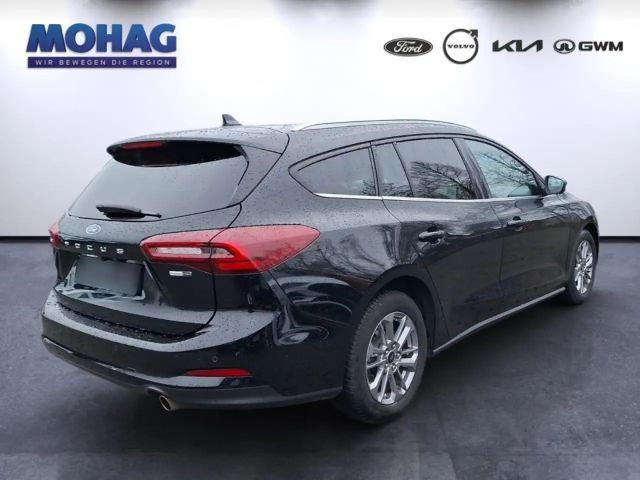 Ford Focus Titanium Wagon