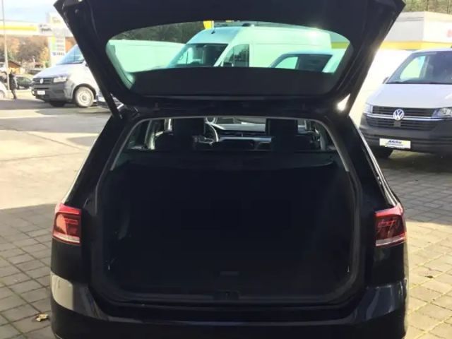 Volkswagen Passat Business Variant