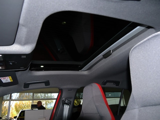 Volkswagen Golf DSG GTI IQ.Drive