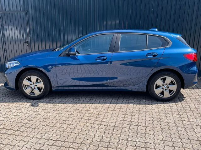 BMW 116 116i 5-deurs Sedan