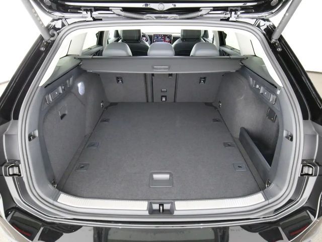 Volkswagen Passat 1.5 TSI Business DSG Variant