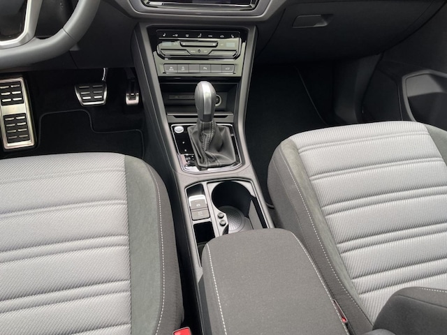 Volkswagen Touran Touran 1.5 TSI DSG Highline Pano Navi Black Style