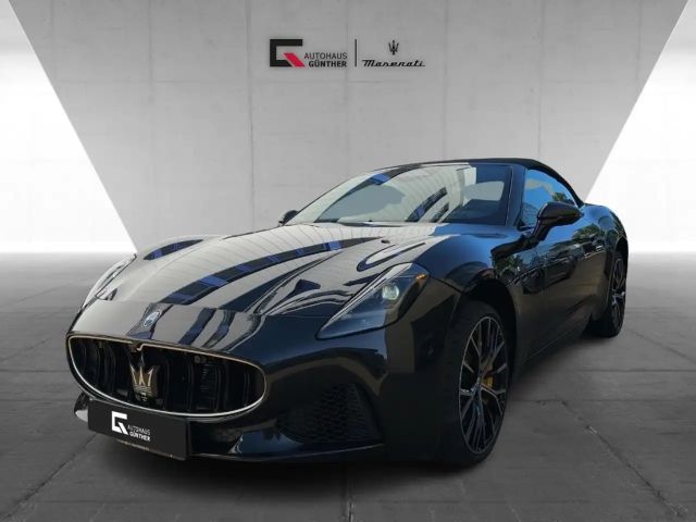 Maserati GranCabrio Modena