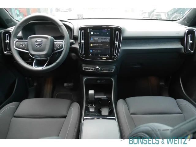 Volvo XC40 Core Recharge