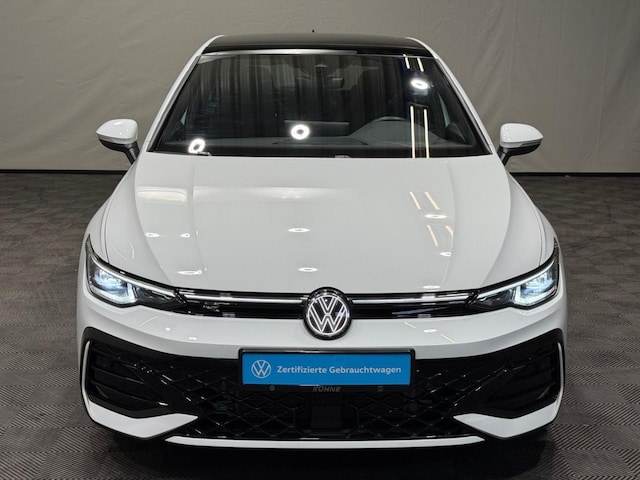 Volkswagen Golf 1.5 eTSI DSG R-Line