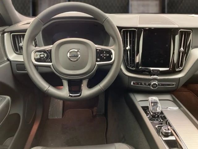 Volvo XC60 AWD Plus T6