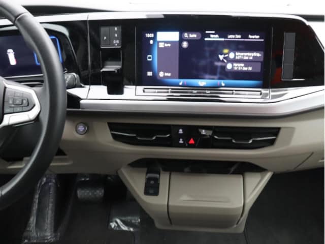 Volkswagen Multivan 2.0 TDI DSG Lang Life T7