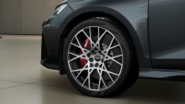 Audi RS3 Quattro S-Tronic Sedan