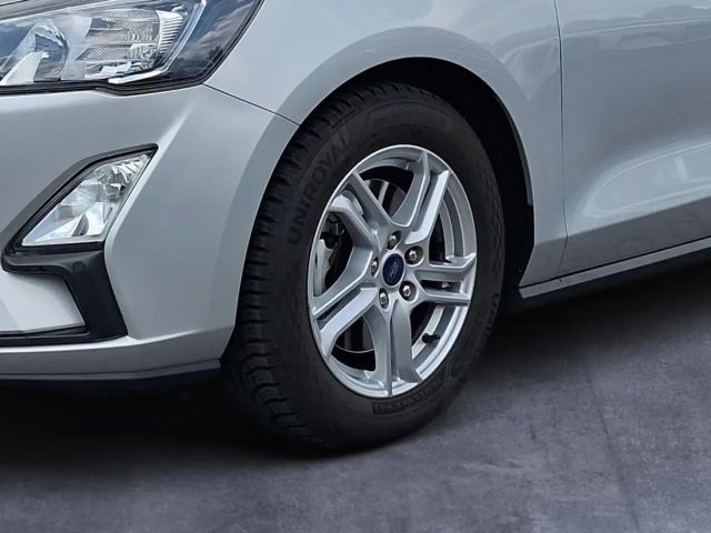 Ford Focus Cool & Connect Wagon