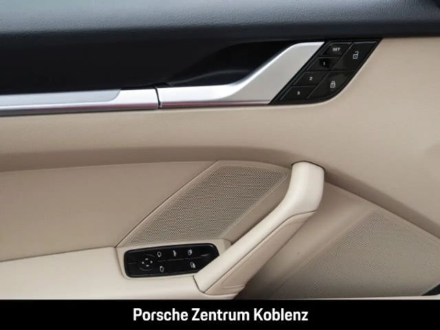 Porsche 992 Cabrio Carrera S