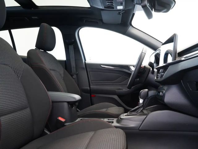 Ford Focus EcoBoost ST Line Wagon