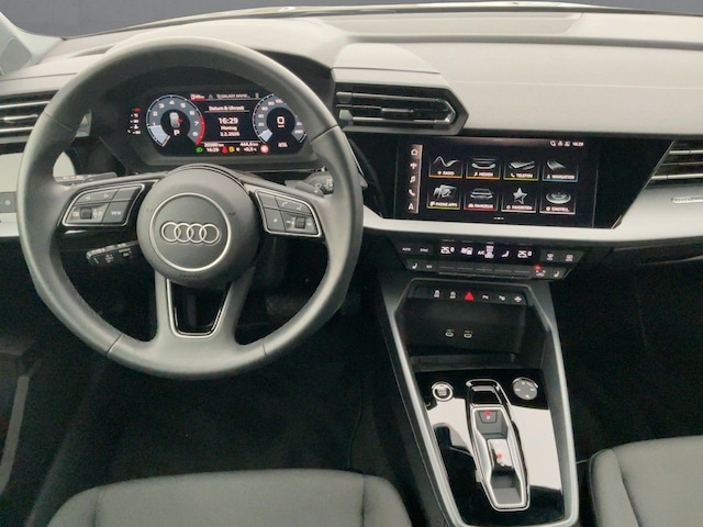 Audi A3 30 TFSI S-Tronic Sportback