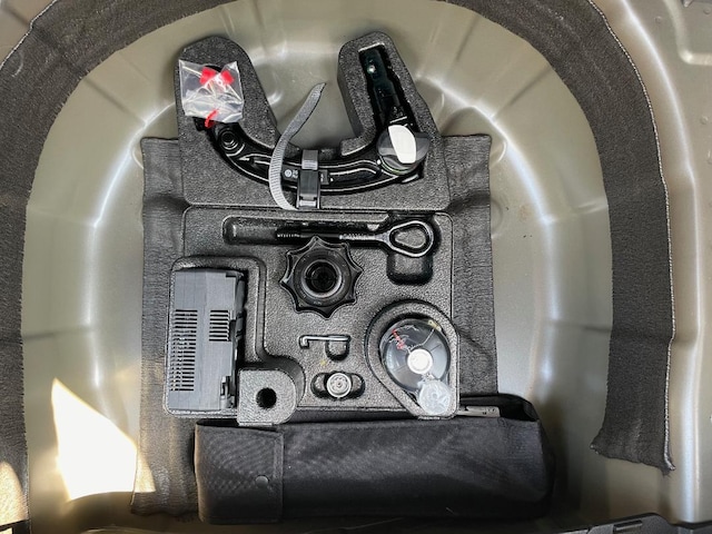 Volkswagen T-Cross T-Cross 1.0  R-L  B 085 TSIM6F