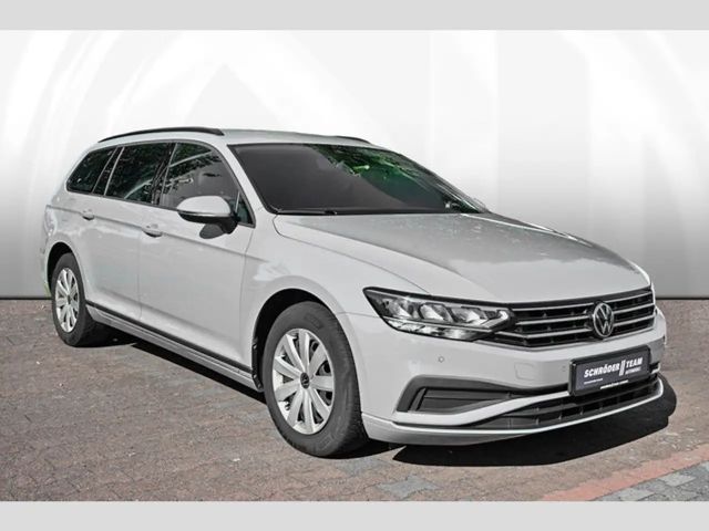 Volkswagen Passat 1.5 eTSI DSG Variant