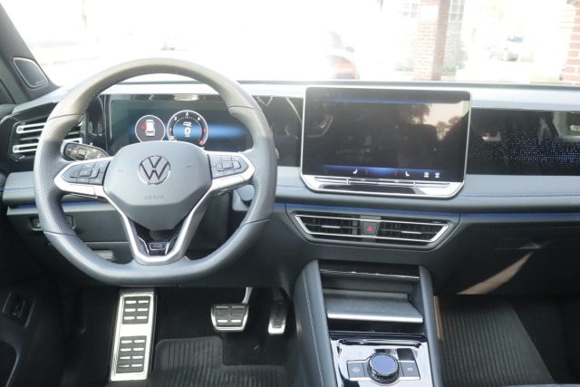 Volkswagen Tiguan Tiguan 2.0 TDI R-Line Pano AHK Harman Kardon IQ