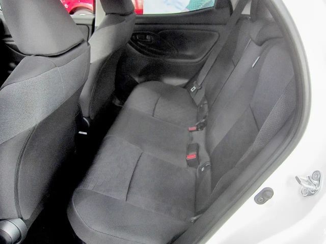 Toyota Yaris Hybride Team D