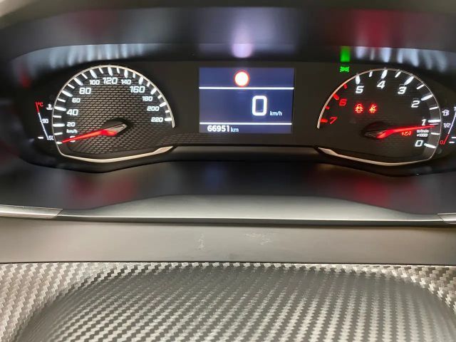 Peugeot 208 Allure Pack