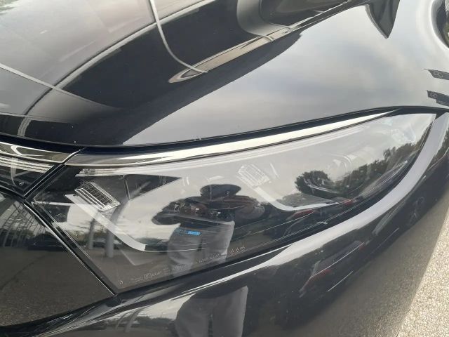 Mercedes-Benz EQS 450 Sedan