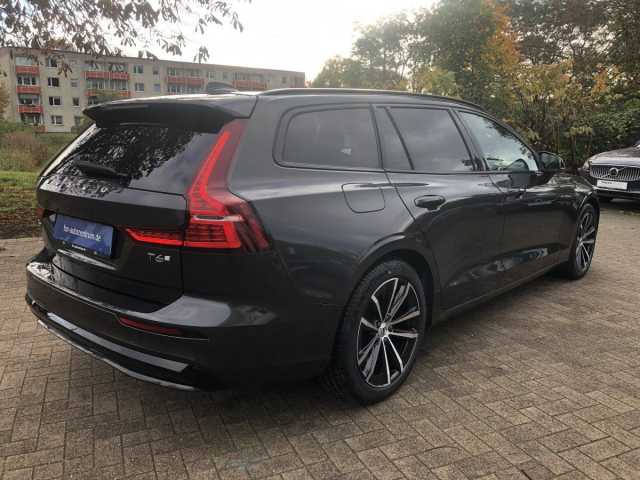 Volvo V60 AWD Dark Hybrid Plus T6