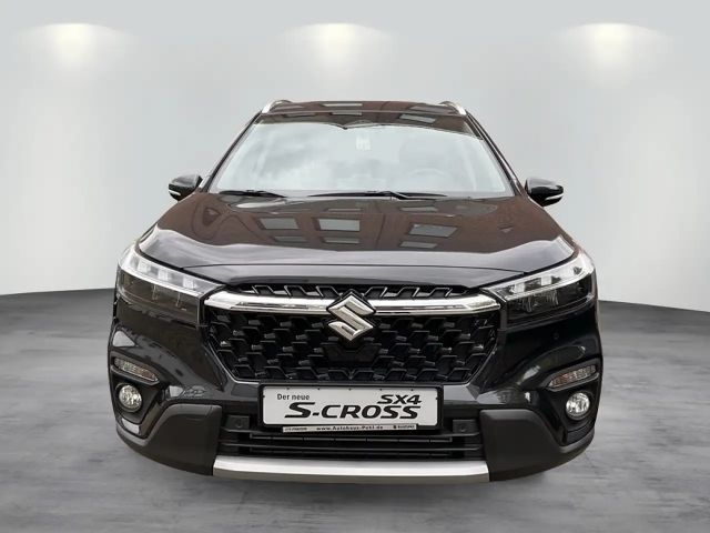 Suzuki S-Cross Hybrid