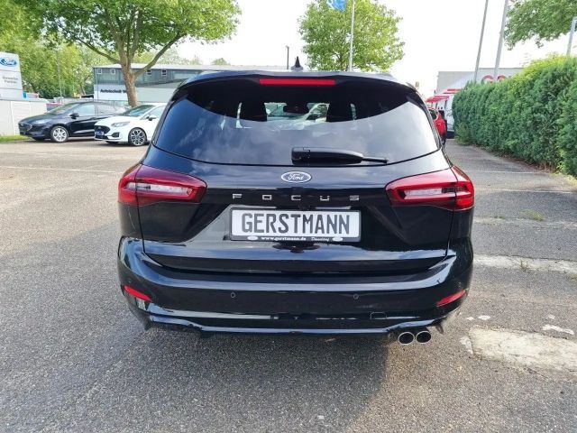 Ford Focus EcoBoost ST Line Wagon