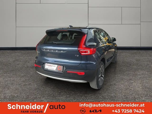 Volvo XC40 Momentum T3