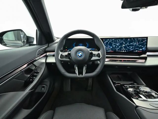 BMW 550 M-Sport Sedan xDrive