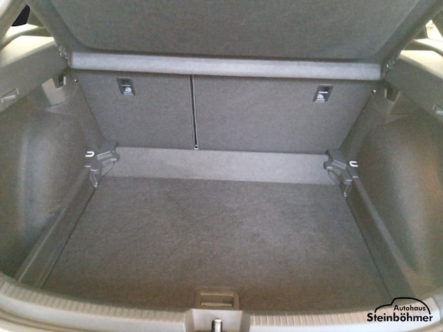 Volkswagen Taigo 1.0 TSI DSG R-Line