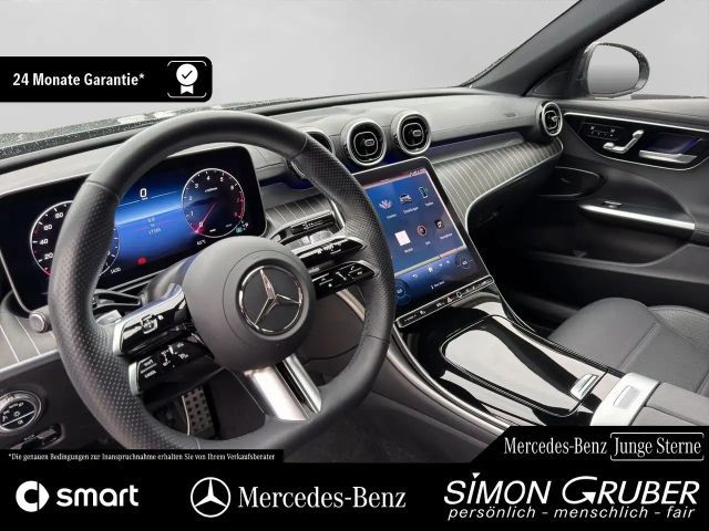 Mercedes-Benz C 200 AMG Line Sedan