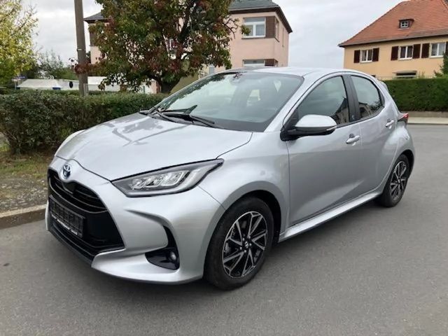 Toyota Yaris Hybride Team D