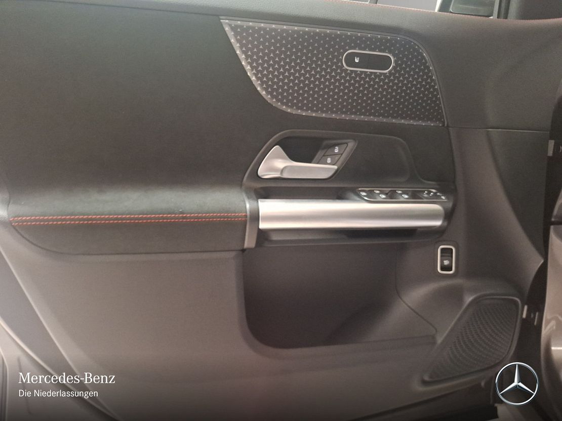 Mercedes-Benz EQA 300 4MATIC