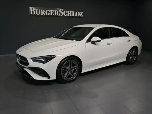 Mercedes-Benz CLA 200 AMG Line Coupé