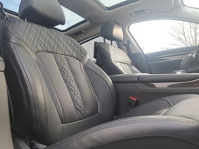 BMW 745 Sedan xDrive