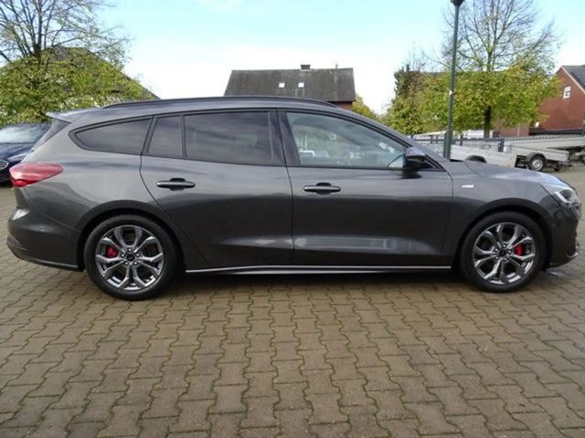 Ford Focus ST Line Wagon