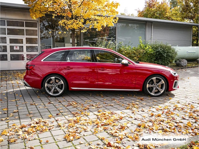 Audi S4 Avant Quattro
