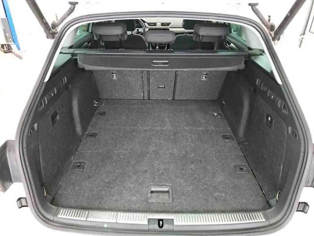 Skoda Superb 2.0 TDI Combi Style Style