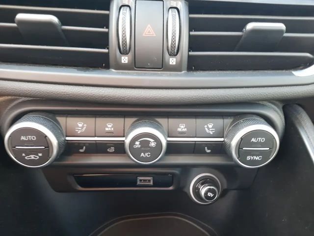 Alfa Romeo Giulia Q4 TI Turbo