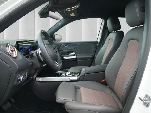 Mercedes-Benz EQB 300 4MATIC Electric Art