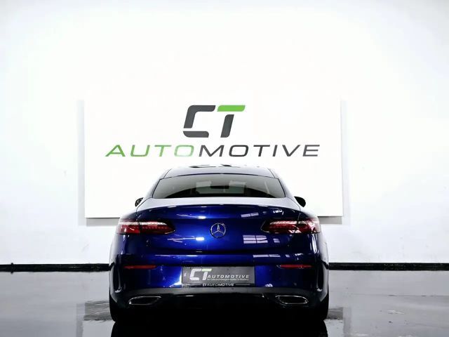 Mercedes-Benz E 220 AMG Line Coupé E 220 d