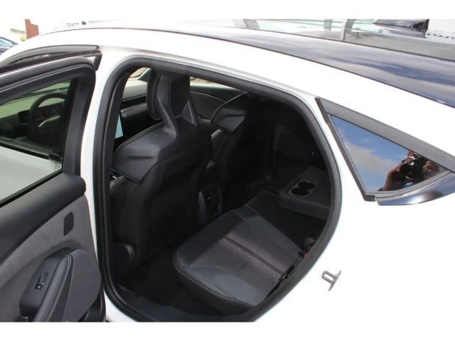 Ford Mustang Mach-E AWD GT