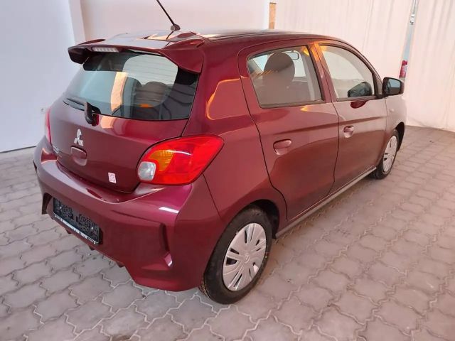 Mitsubishi Space Star Star