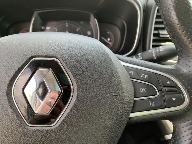 Renault Koleos Blue Initiale Paris