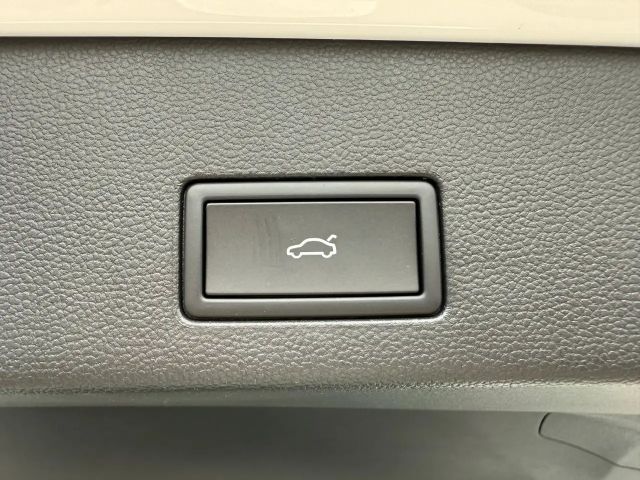 Volkswagen Golf DSG Sport Variant