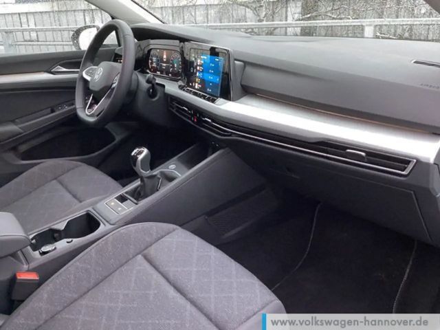 Volkswagen Golf 1.0 TSI Golf VIII Life Variant