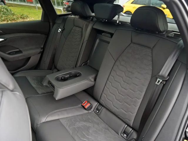 Audi A6 e-tron Avant S-Line