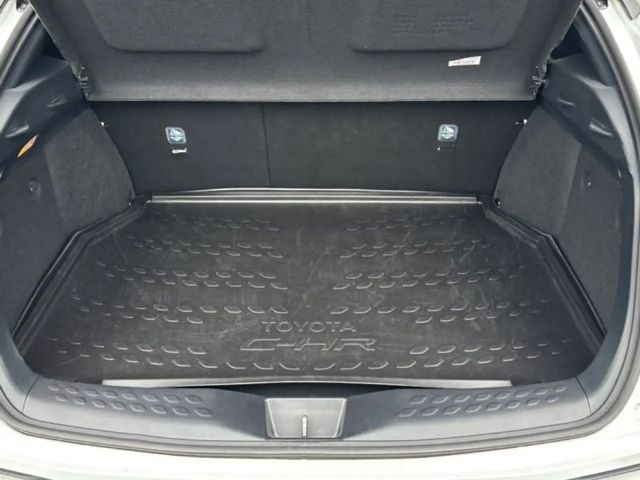 Toyota C-HR Hybride Team D